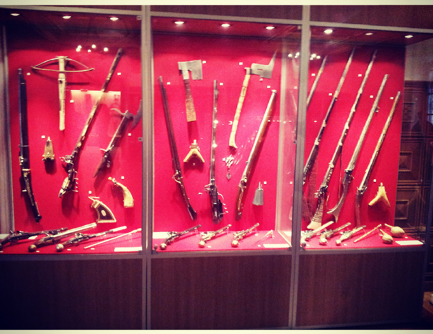 Exhibition of guns from various periods of time