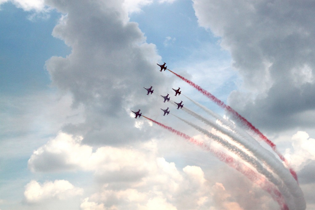 Turkish Stars - Bucharest International Air Show 2015 #BIAS2015