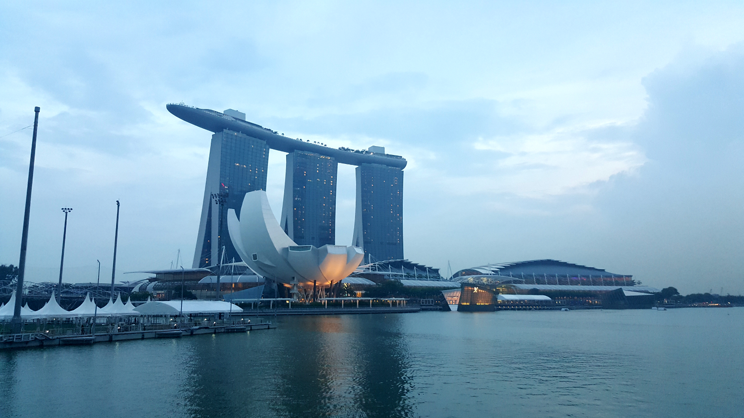 The Marina Bay Sands and Art Science Museum are two of the top places to visit in Singapore. Read this guide to Singapore and find out what to see in Singapore, food in Singapore, and tips for Singapore. #Singapore #singaporeguide #singaporetraveling #singaporetravel #asiatravel #singaporetravelguide #travelguide #singaporetips