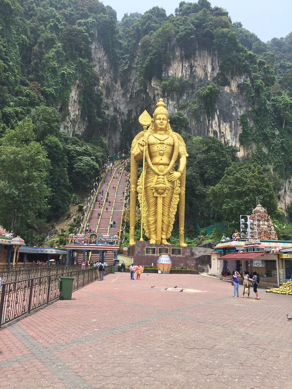 Batu Caves, KL pixabay