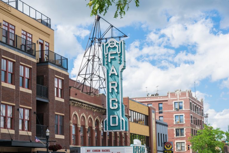 Your complete travel guide to Fargo, North Dakota - Earth's Attractions - travel guides by 