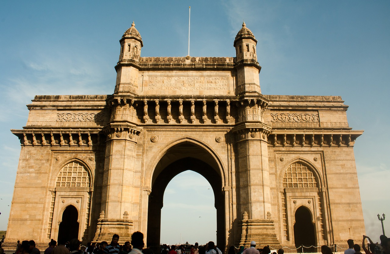 A local's travel guide to Mumbai, India - Earth's Attractions - travel