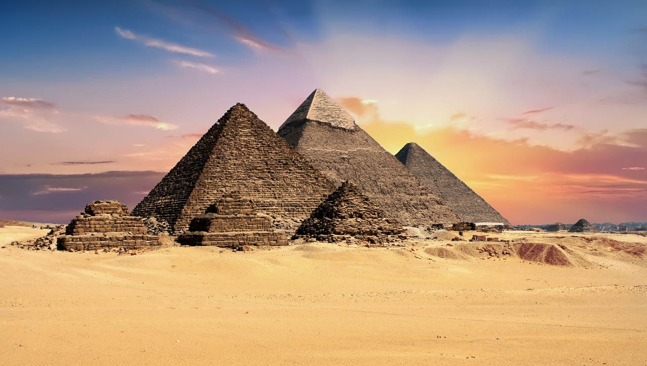 The pyramids of Giza 