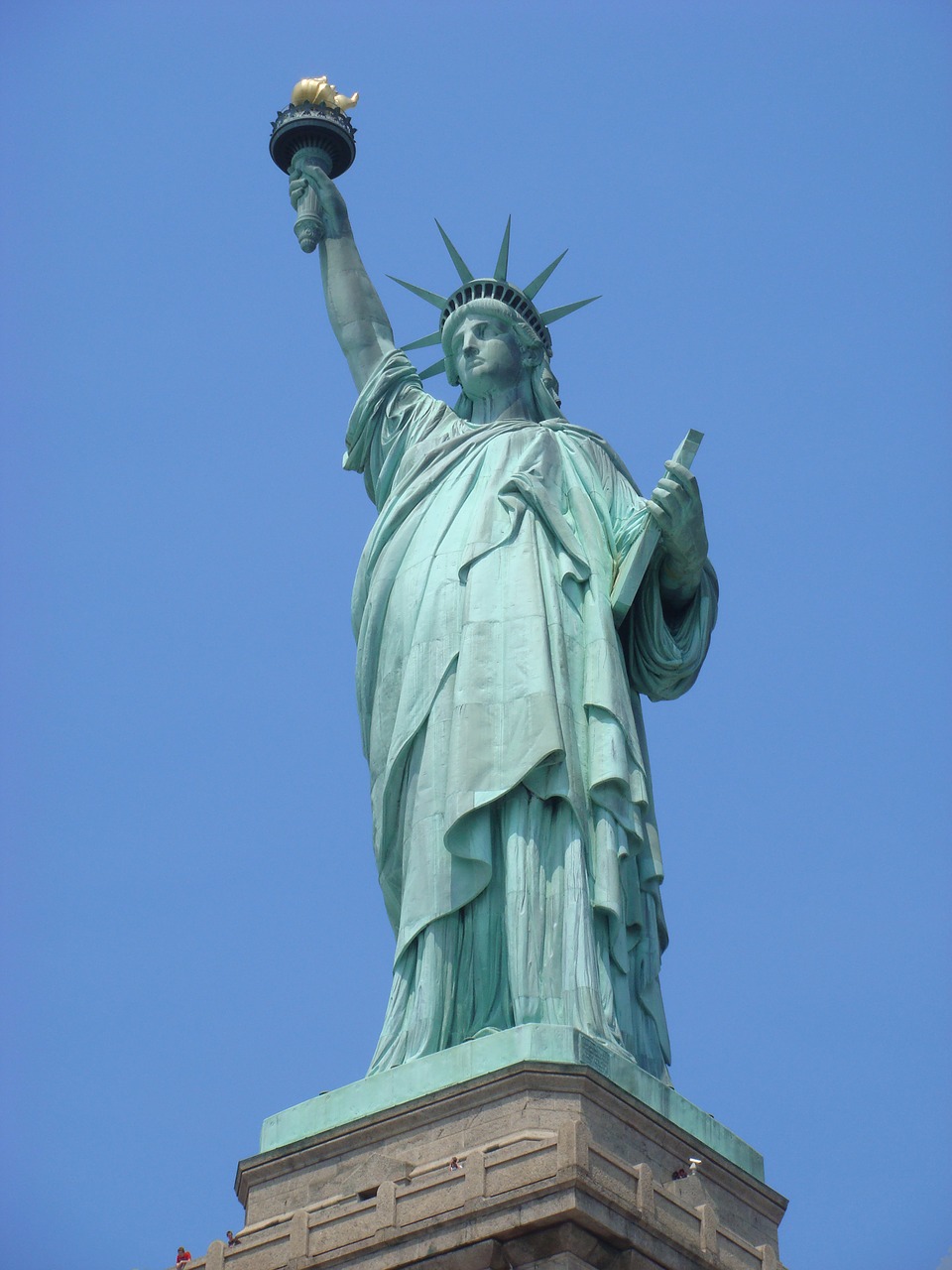Statue of Liberty. Discover the best things to see in NYC, USA