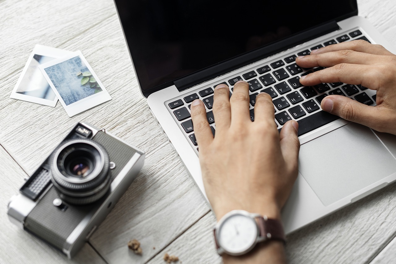 laptop camera pixabay