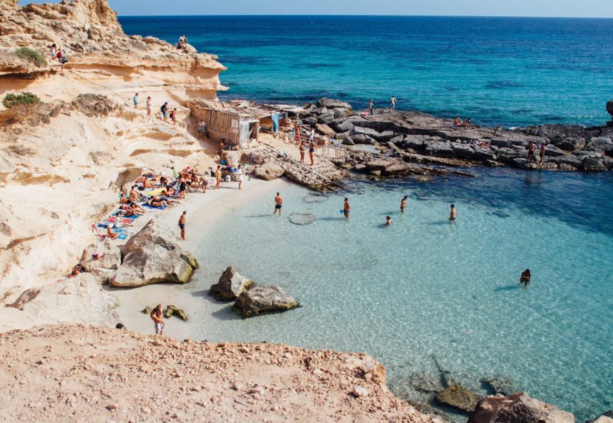 This is how to spend 2 astonishing days in Ibiza