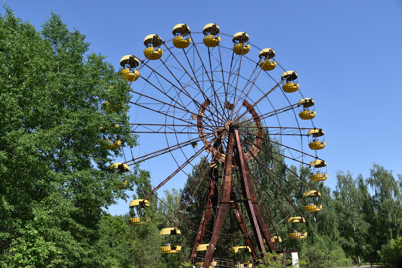 Chernobyl, Ferris wheel at the Park of Culture and Rest. Chernobyl landmarks and Chernobyl things to do