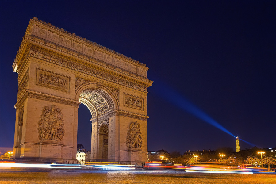 Paris - Arc de Triomphe. Common mistakes to avoid when visiting Paris