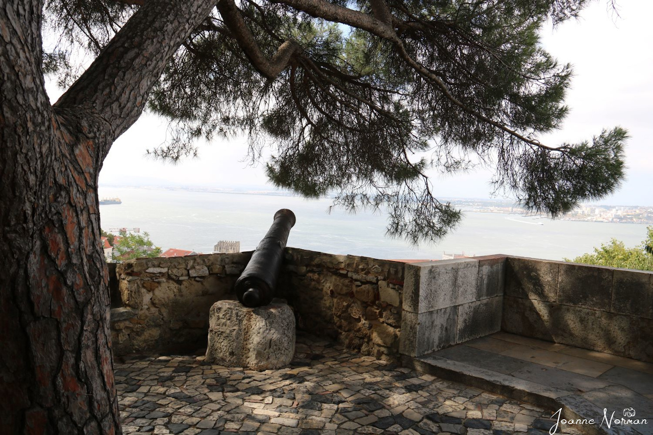 Cannons - Things to know before visiting Lisbon Castle