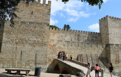 The ultimate guide to visiting Castelo de São Jorge, Lisbon