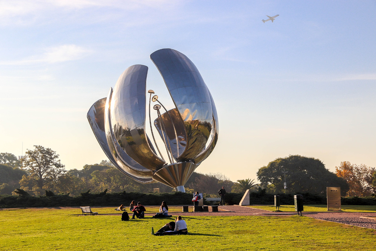 Floralis Genérica, Buenos Aires. Here are the best Buenos Aires attractions to see