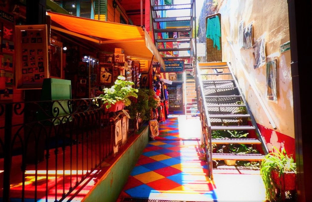 La Boca shop. Use this guide to Buenos Aires to discover the best things to do in Buenos Aires