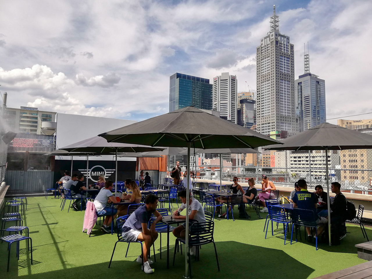 Rooftop Bar is one Melbourne's best rooftop bars. Read this article to discover the best bars with a view in Melbourne! 