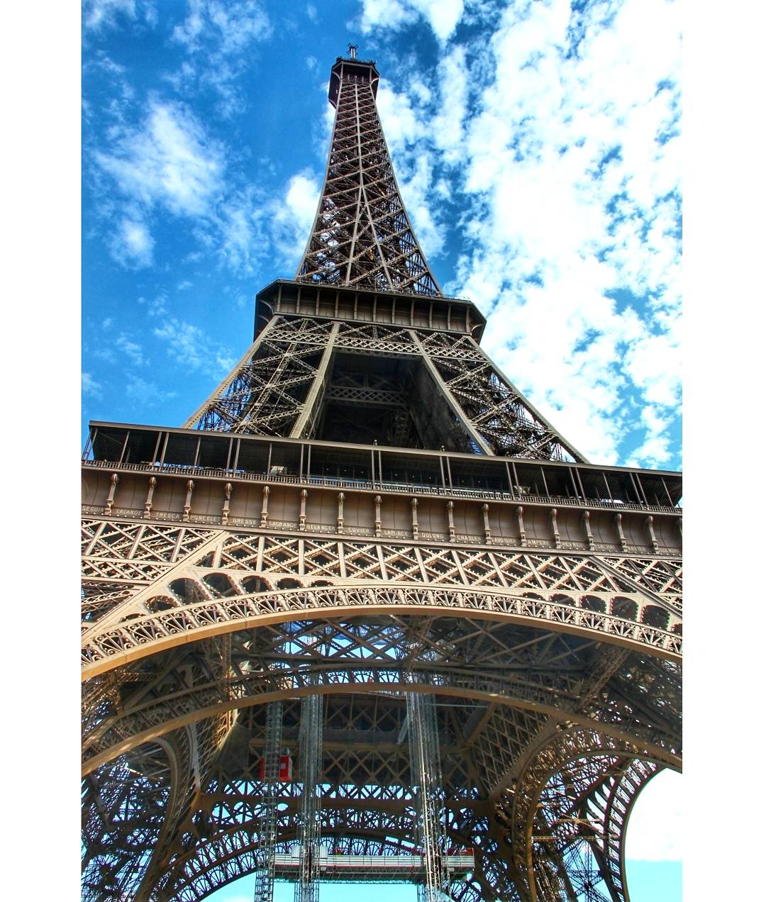 One of the top reasons why people love to travel is to see famous tourist attractions. here are 29 more reasons to travel the world now!