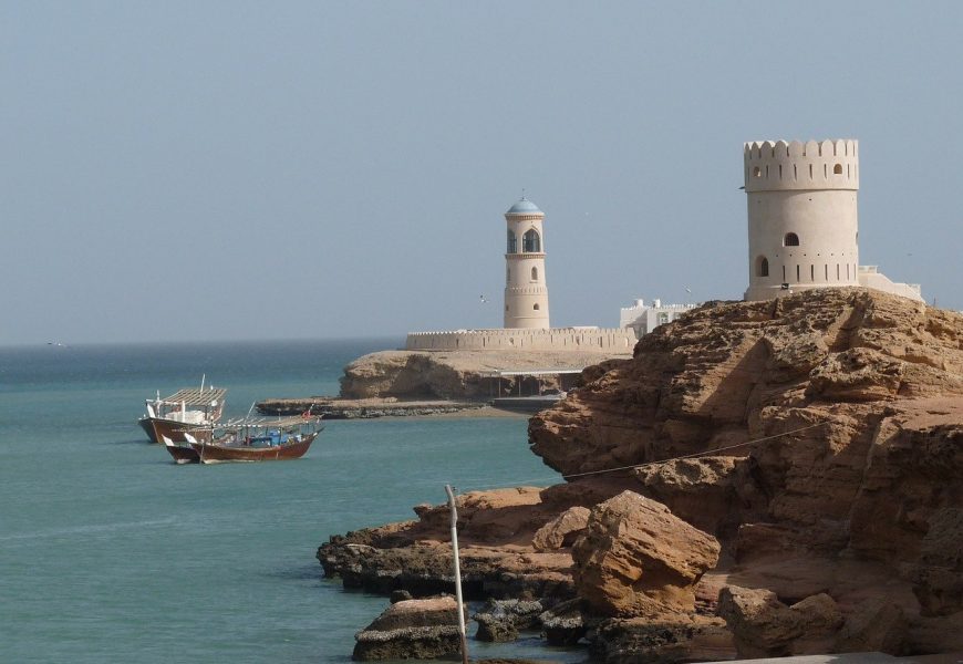 Female Solo Travelers in Oman: Safety, Dress Code, and How to Meet People