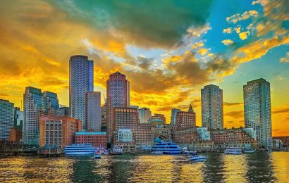 Boston in a Whole New Light: Landmarks, Secrets, and the City’s Best Food