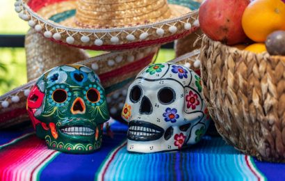 Royal Holiday Vacation Club: Day Of The Dead Celebrations