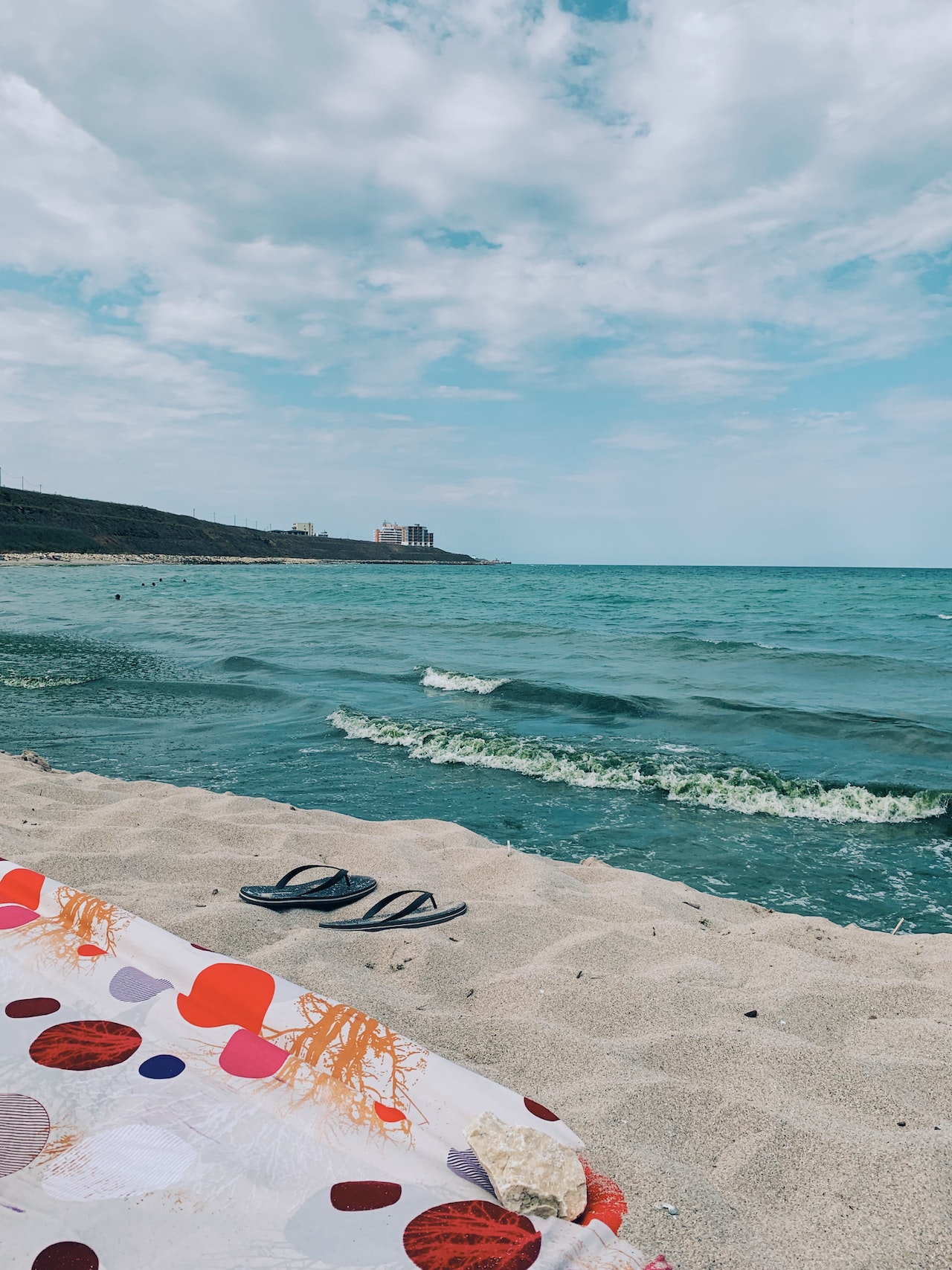 beach bag essentials - beach towel