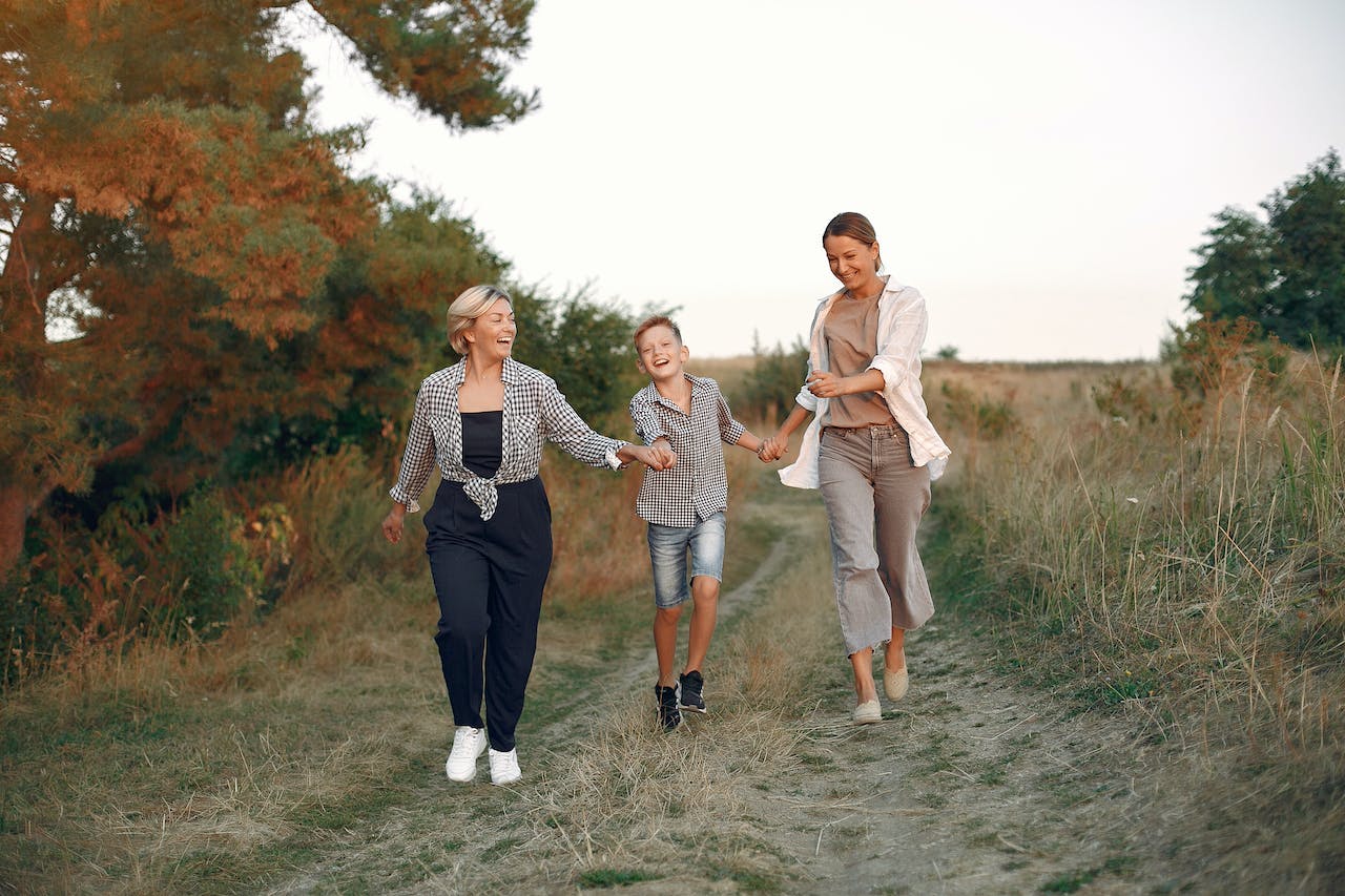 Multigenerational Trips is one of the 2024 travel trends