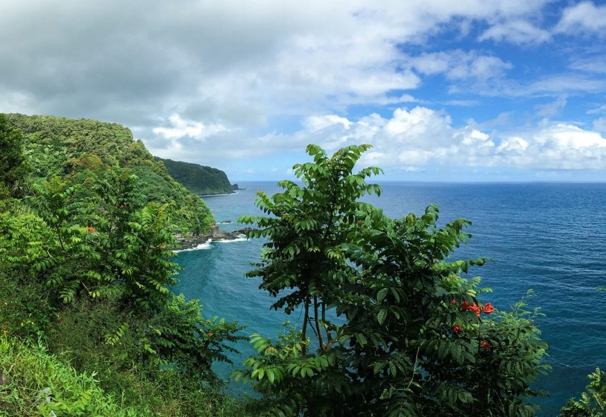 Maui for Couples: 10 Engaging and Romantic Activities to Try