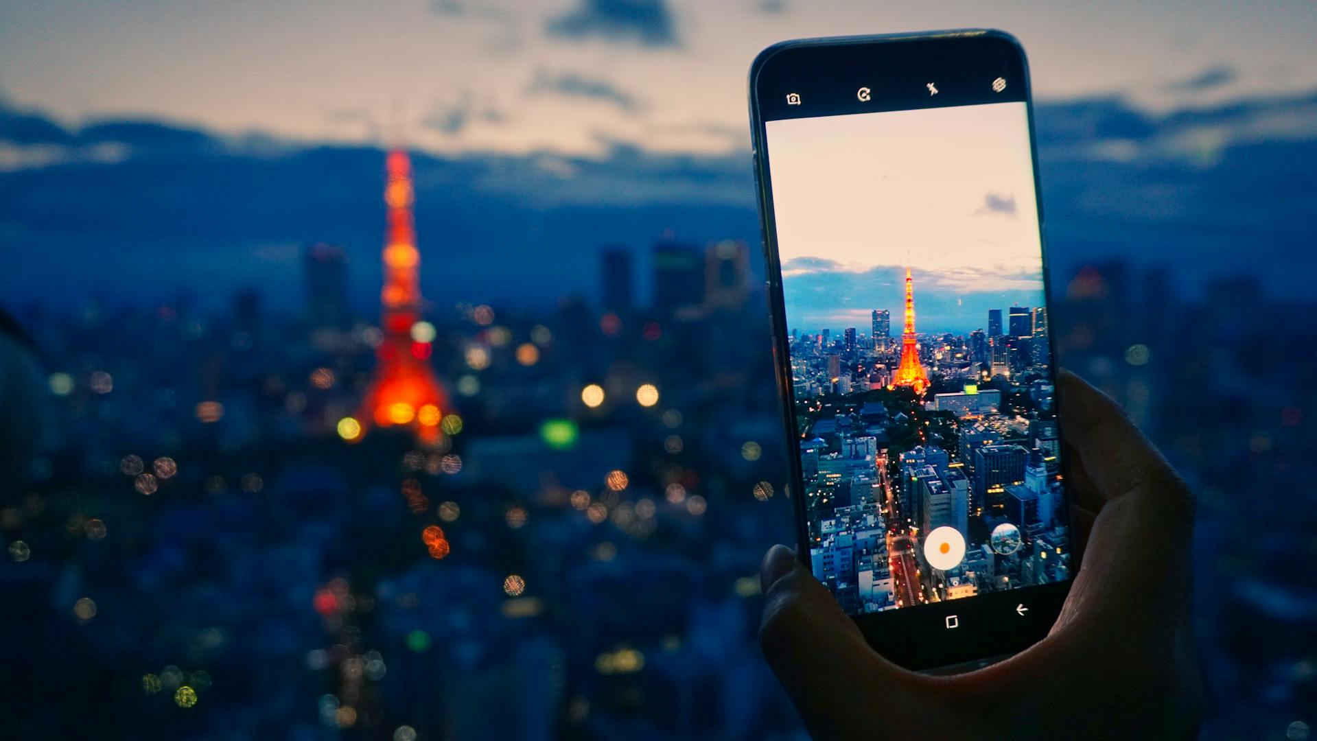 Peretasan Perjalanan Hemat: Cara Menghemat Roaming dan Data Saat Luar Negeri – Atraksi Bumi