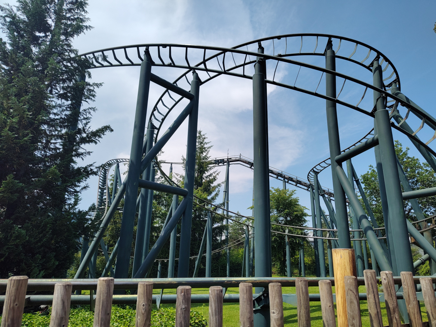 What to pack for an amusement park