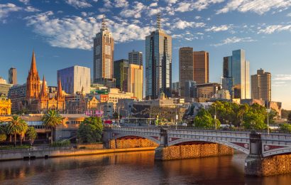 Your Ultimate Melbourne Guide: Top Attractions, Hidden Gems, Food & Travel Tips