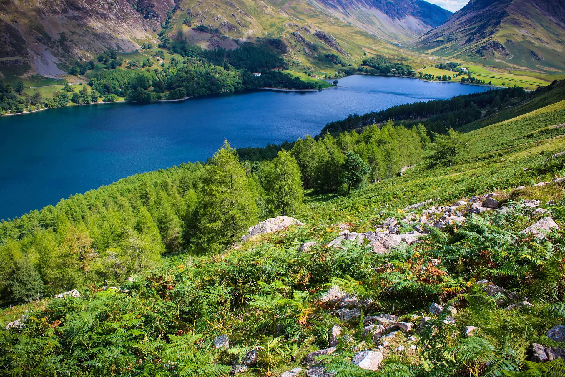 UK Travel Guide: Must-Visit Destinations This Summer