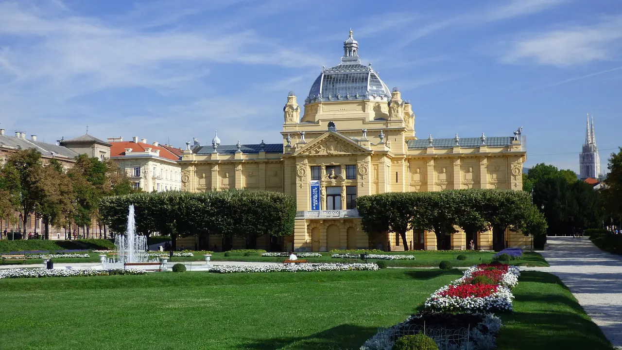 Discover the cheapest European city breaks 2025