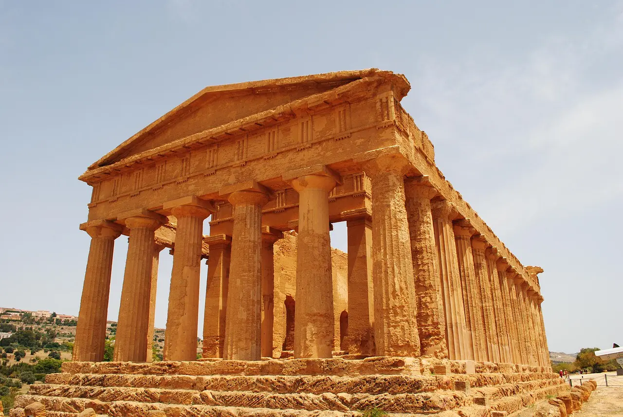 Italy Bucket list - 100 places to visit in Italy - Agrigento’s Valley of the Temples, Sicily