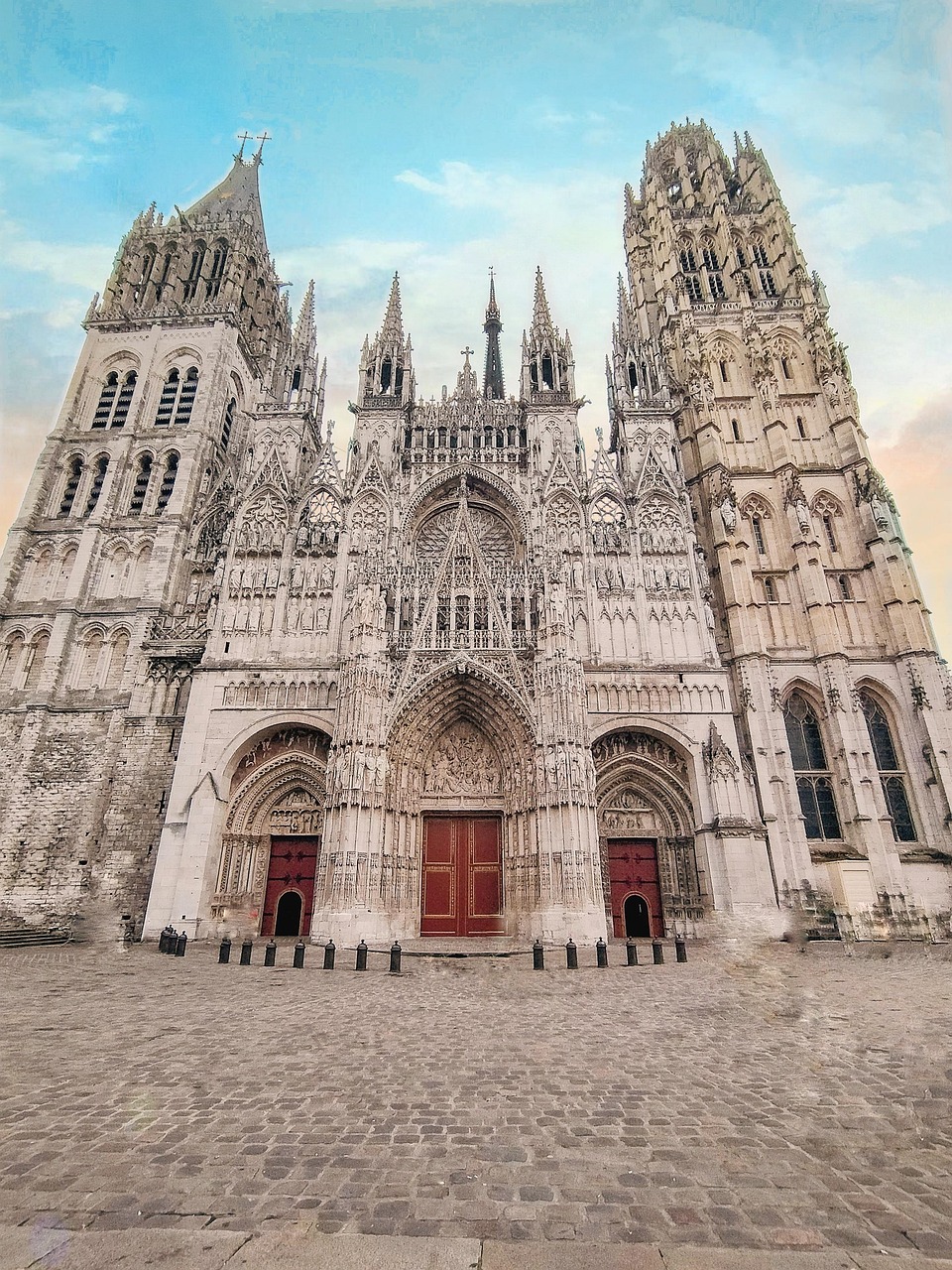 Rouen Cathedral is one of the best things places to visit in Italy