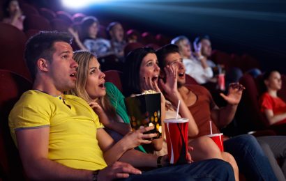 dumb things horror movie characters do. funny horror movie moments