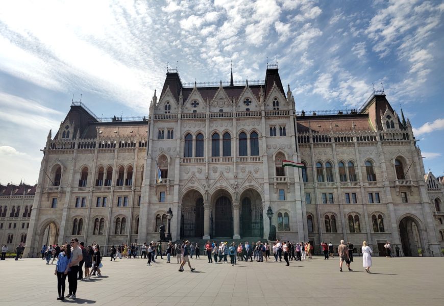 One Day in Budapest: A Relaxing Walking Itinerary Through the Best of Pest