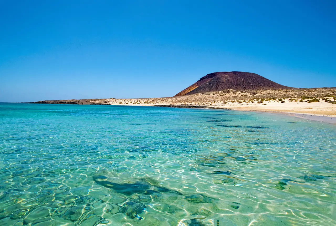 Isla de La Graciosa, Canary Islands - best places to visit in Spain - where to go in Spain