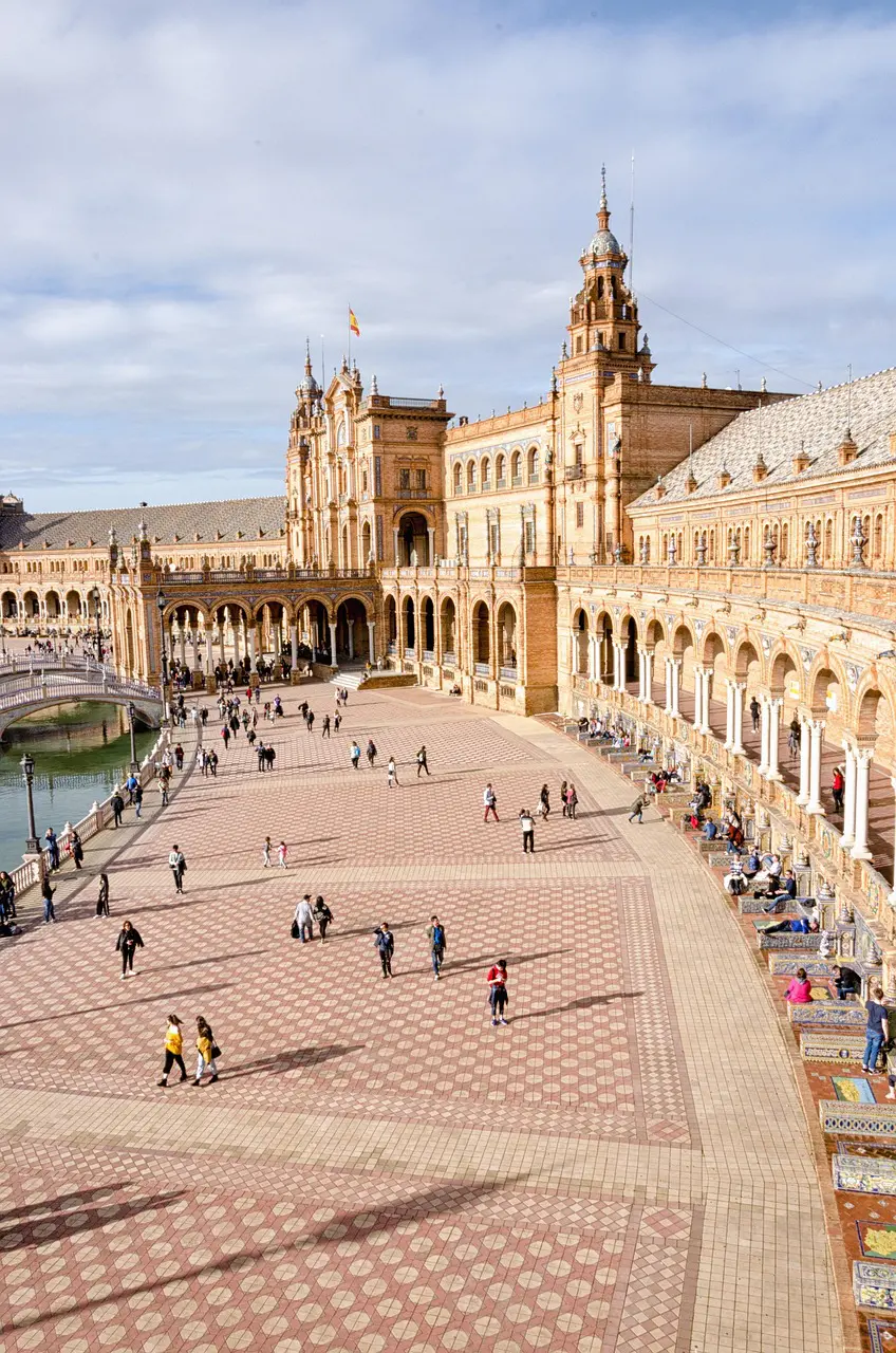 Spain Sightseeing - 100 best places to visit in Spain - Plaza de España, Seville
