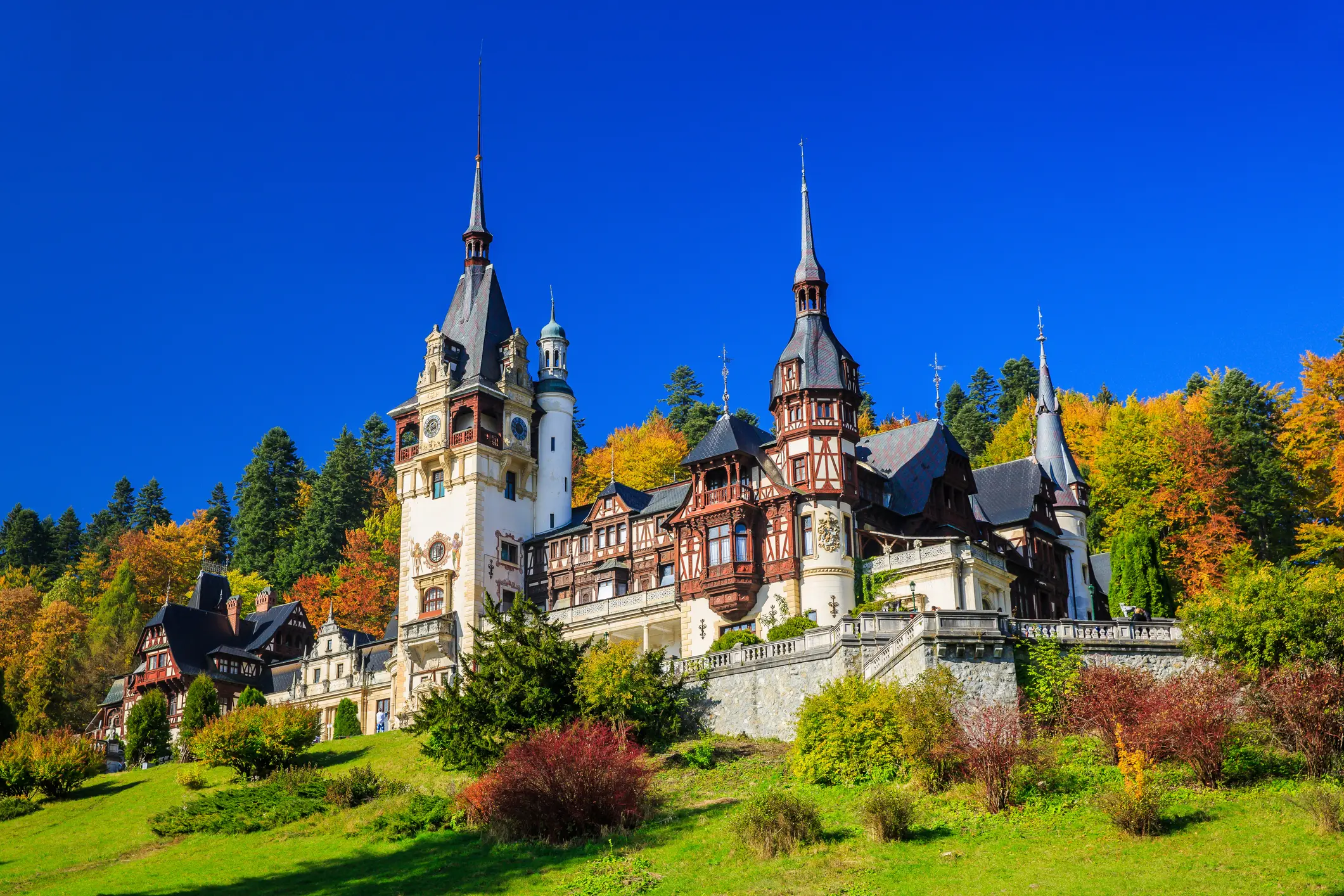 what shocks Americans visiting ROmania - Peles Castle, Sinaia, Romania