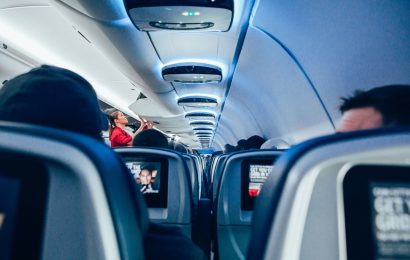 airline seating debate