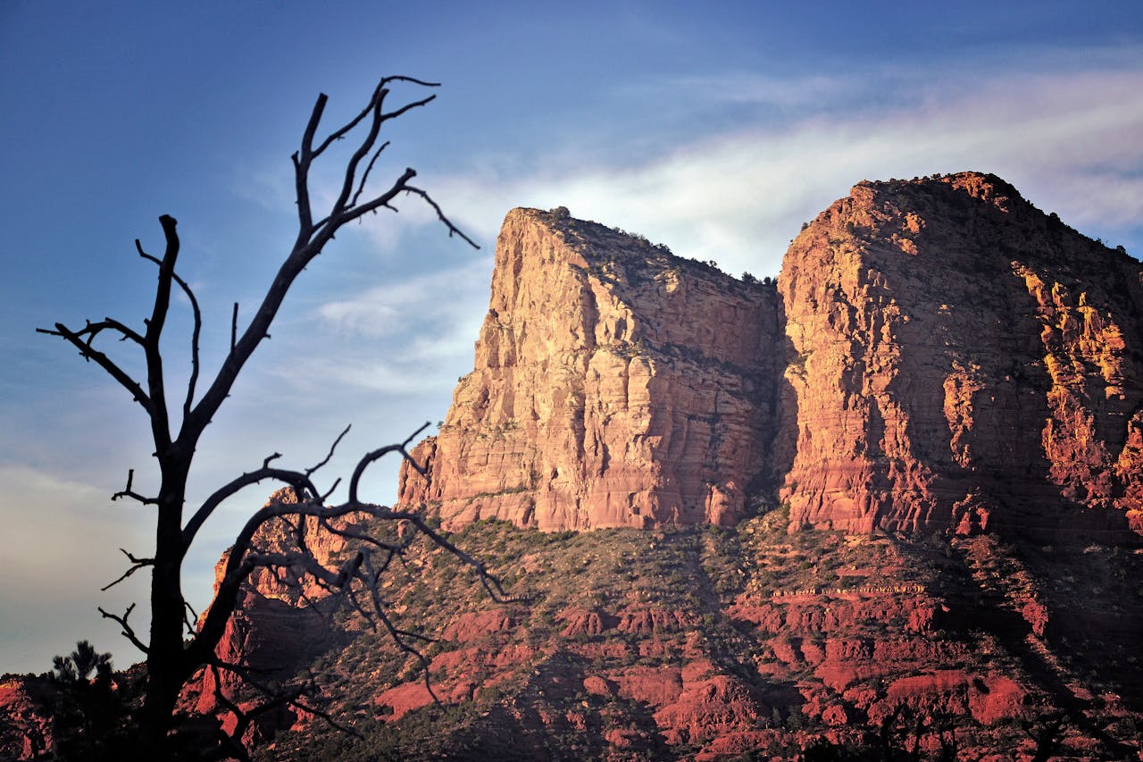 Sedona holds you in stillness - sedona in december - places to visit in December