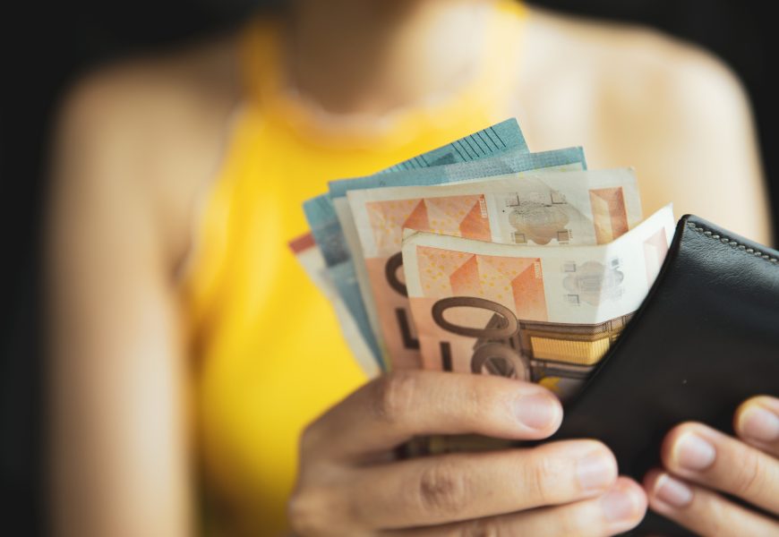 Stop Doing This: The 5 Travel Mistakes Ruining Your Budget Stop Doing This: The 5 Travel Mistakes Ruining Your Budget