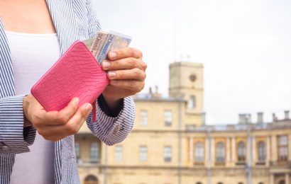 reduce daily travel expenses - how to save money while traveling