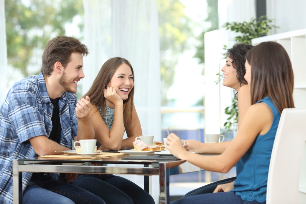 How to Be Easy to Talk To: 5 Small Conversation Habits
