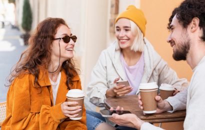 5 Subtle Conversation Habits That Make You More Likable in Seconds (Use These Next Time You Talk)