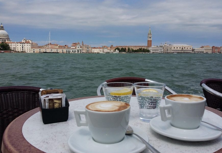 28 Subtle Italian Food Habits That Reveal You’re a Tourist in Seconds — The ‘Sacred’ Coffee, Pasta and Pizza Rules Most People Get Wrong (Read This Before Your Next Order)