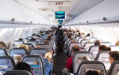 “I Would Crash Out”: The Disgusting Mid-Flight Habit Passengers and Flight Attendants Beg People to Stop “I Would Crash Out”: The Disgusting Mid-Flight Habit Passengers and Flight Attendants Beg People to Stop