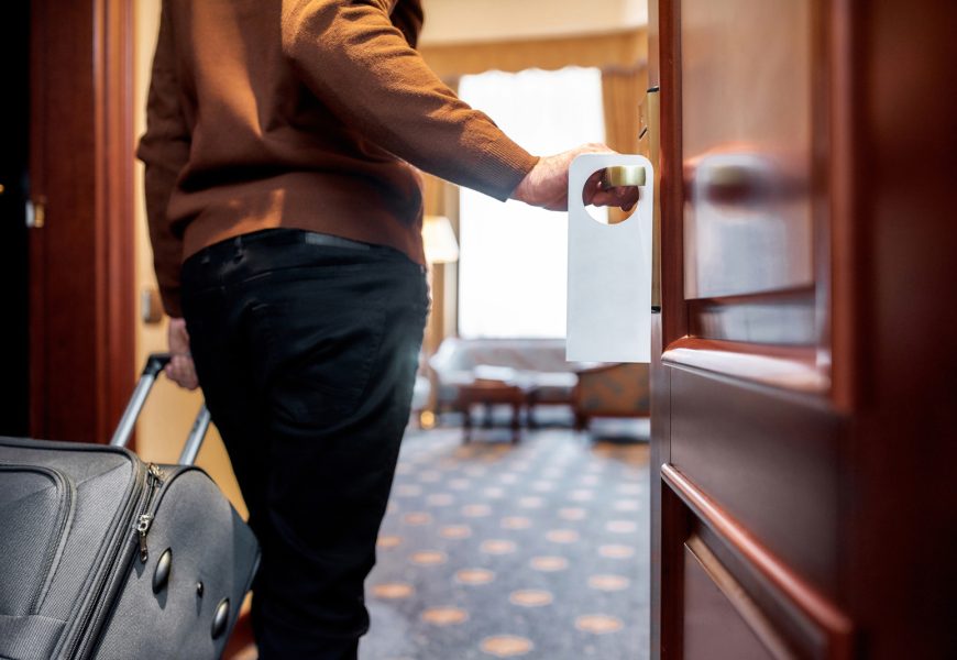 What to Check When Entering a Hotel Room: The 5-Second Phone Habit That Could Save Your Life What to Check When Entering a Hotel Room: The 5-Second Phone Habit That Could Save Your Life