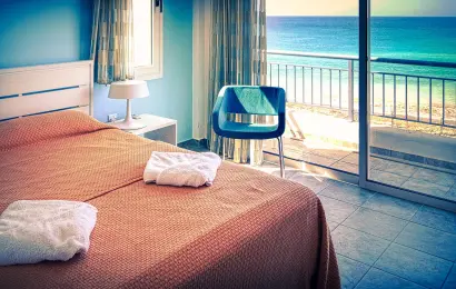 People Think Hotel Guests Steal Towels. Luxury Hotels Say the Real List Is Much Stranger