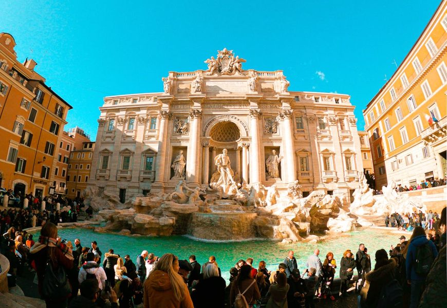 Trevi Fountain Tourist Dive Sparks Outrage – But Some of the Comments Surprised Me