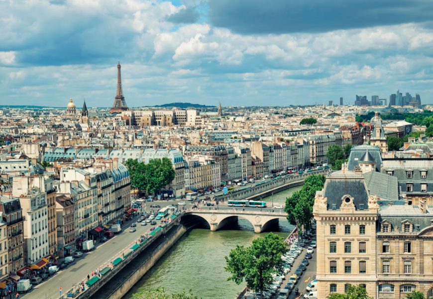 A Realistic 4-Day Paris Itinerary for First-Time Visitors – With Versailles A Realistic 4-Day Paris Itinerary for First-Time Visitors – With Versailles