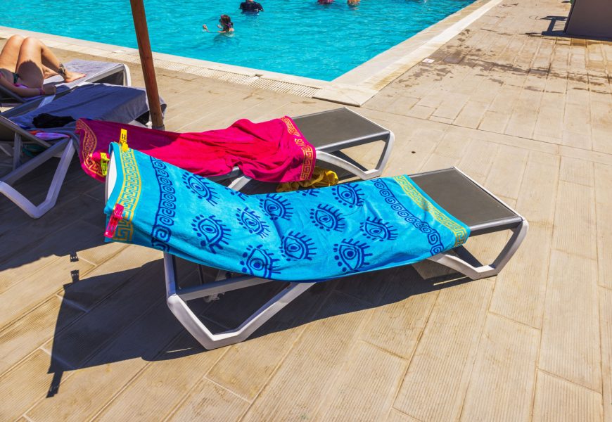 Fed-Up Travelers Fought Back Against Rude Tourists – Did They Go Too Far?