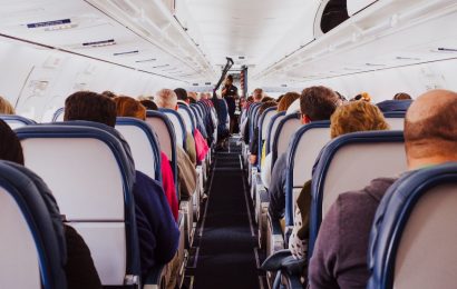 People Thought They’d Seen Every Bad Airplane Habit – Then These Videos Started Appearing